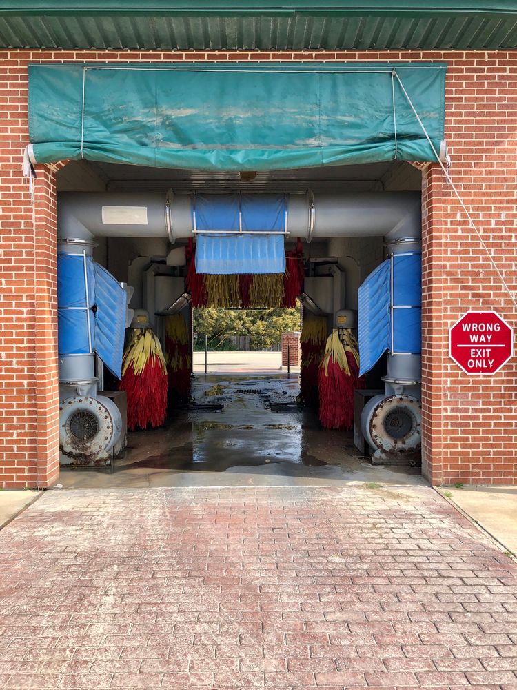 Rocket Carwash: 100 Baker Ln, Robinson, TX 76706